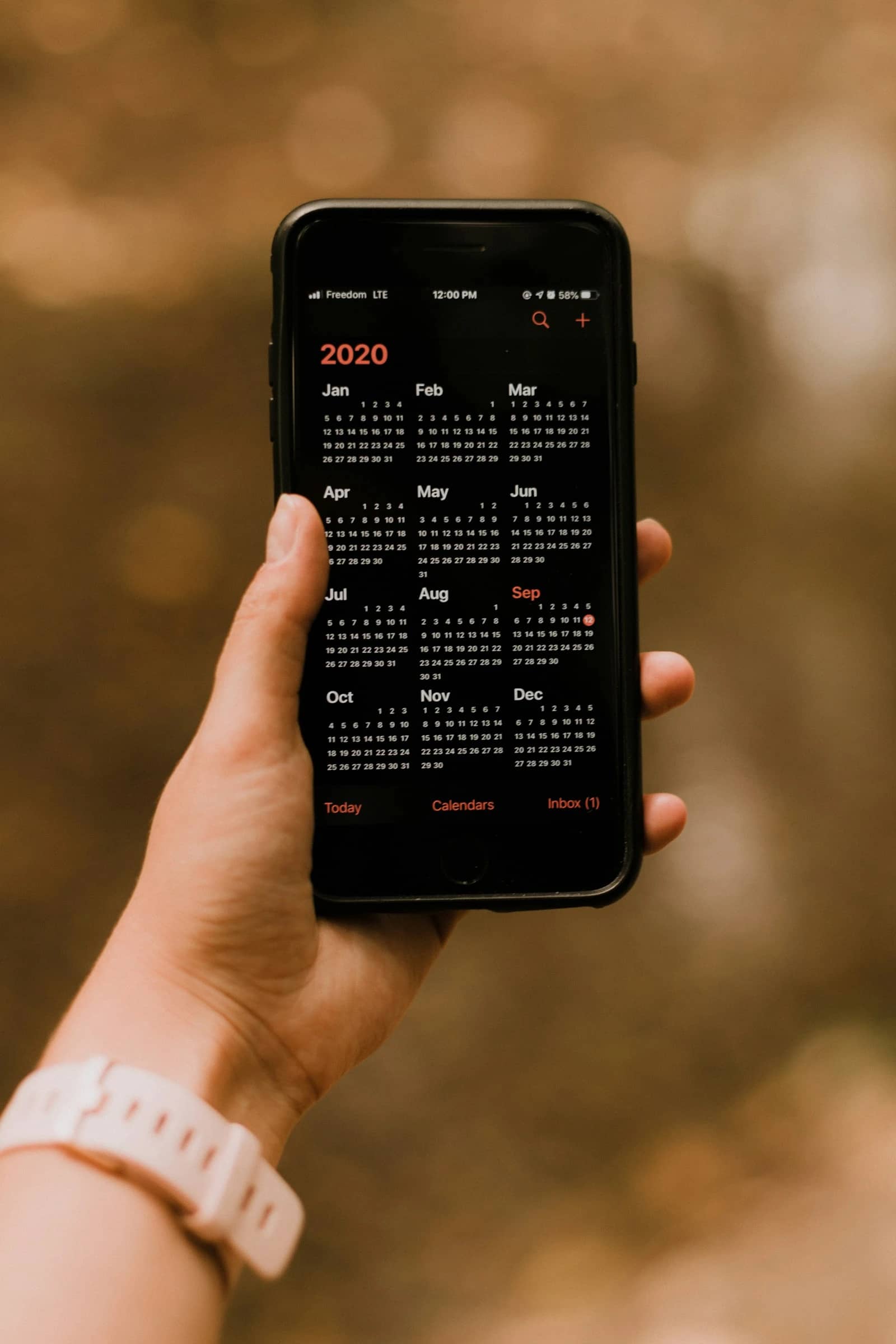 Éviter les frais express avec une appli calendrier