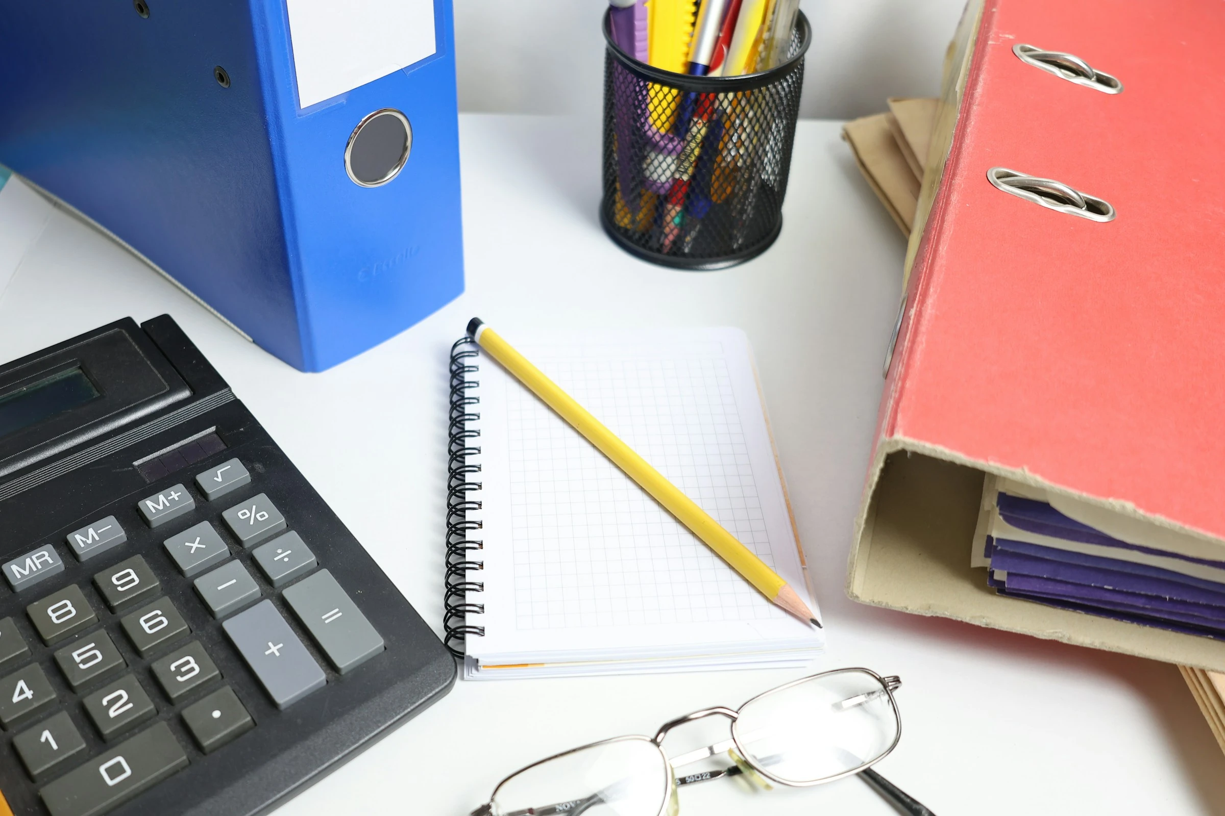 5 applis budget pour les frais scolaires imprévus